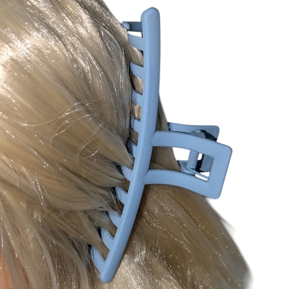 🍁 3/$15 Boutique Claw Hair Clip - Picture 1 of 6